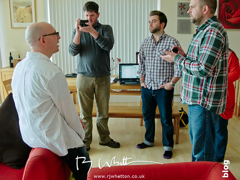 Checking out the Fujifilm X10 - Shot with Canon G9 Discussing first impressions of the Fujifilm X10